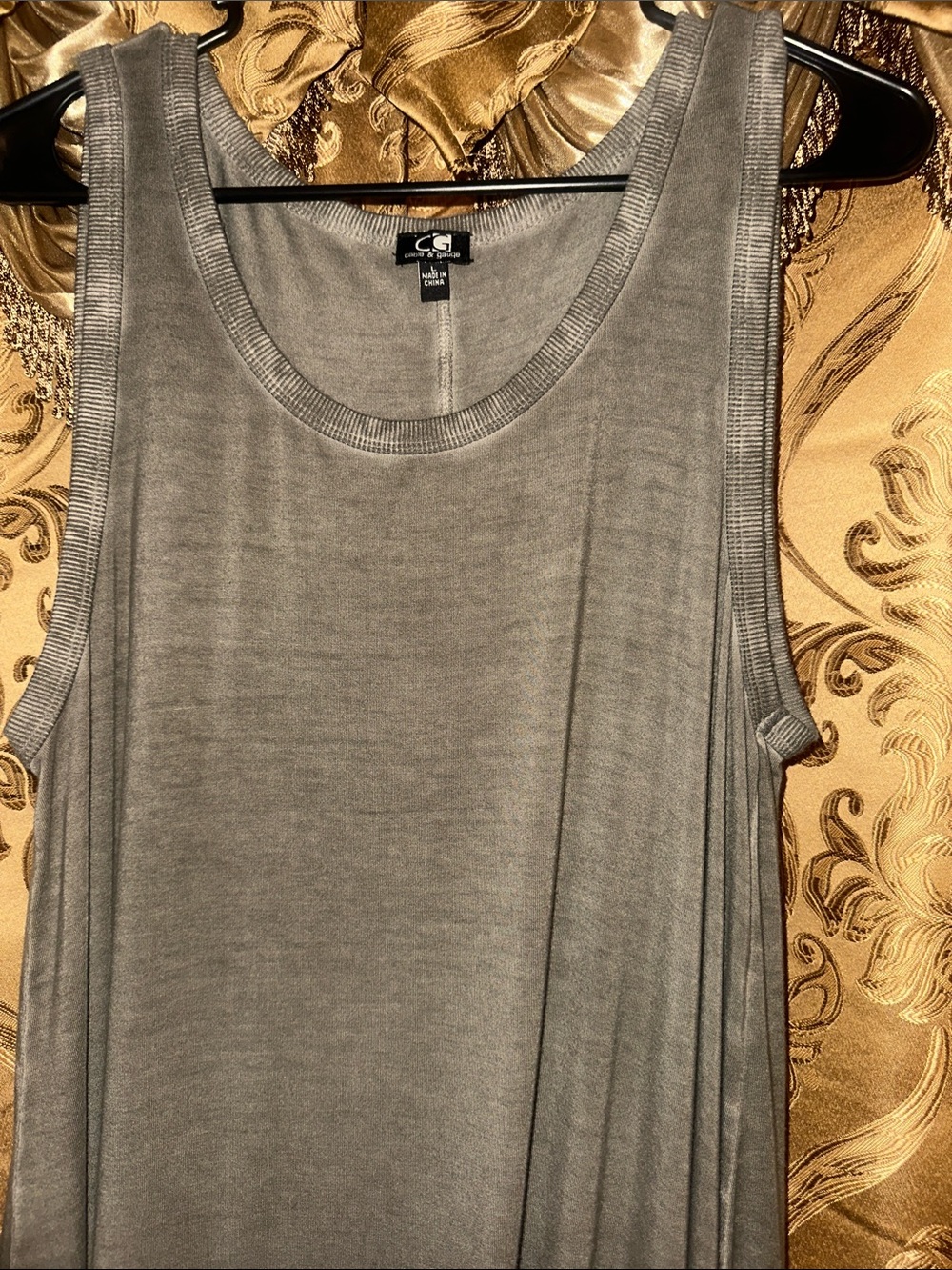 Cable & Gauge Women’s Layered Hem Tank Top - Green - Picture 3 of 6